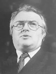 Portrait de Pierre Mauroy